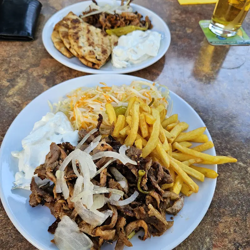 Moustaki_Hungen_slider_image_3