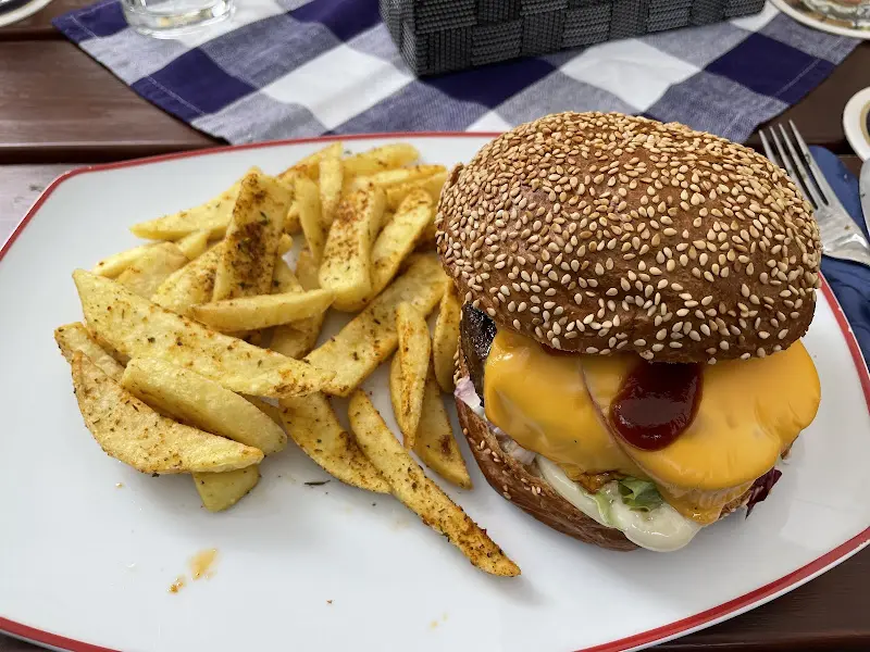 Gasthaus Zum Löwen - Bodo Gaide_Hofgeismar_slider_image_2