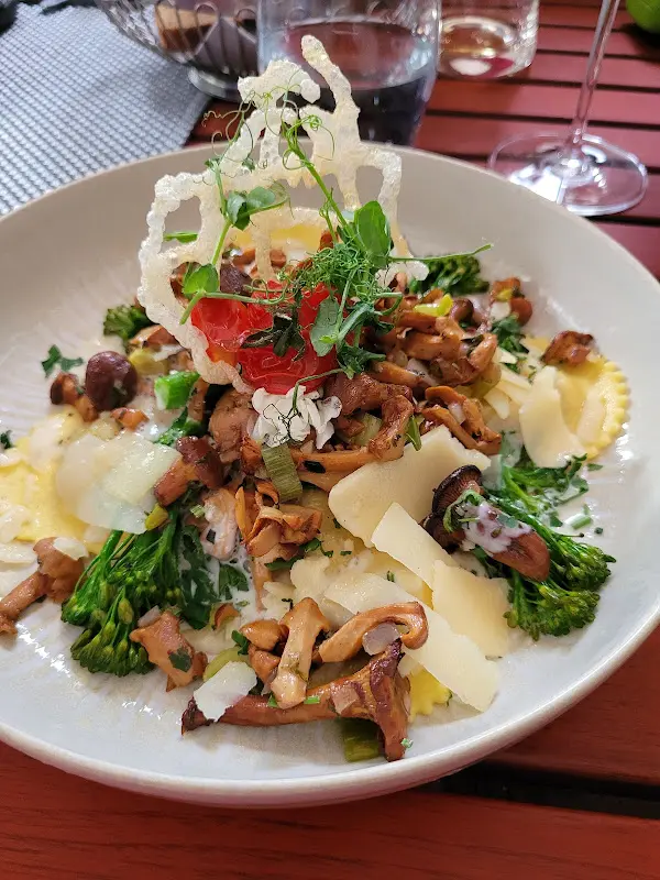 Gutsrestaurant CRASS_Rhein_slider_image_3