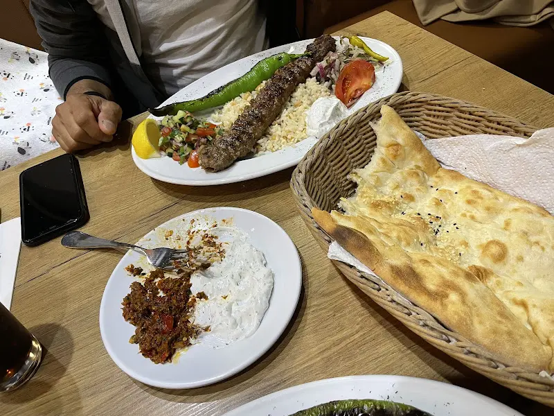 Jacklee Neal_Kristall Restaurant_Kelsterbach_review