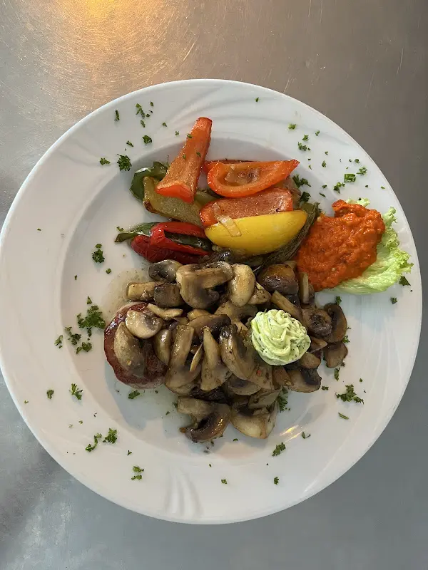 Loni’s Restaurant_(Hessen)_slider_image_3