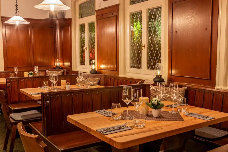 Zum grünen Wald restaurant in Taunus