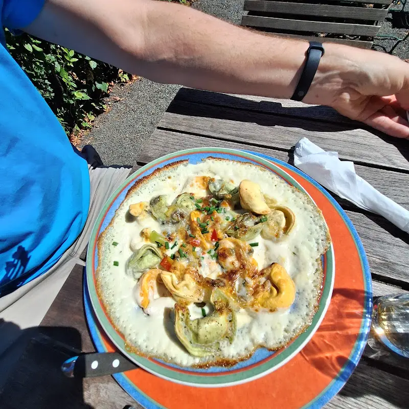 Burg Post Schloß Eisenbach - Lauterbach_(Hessen)_slider_image_2