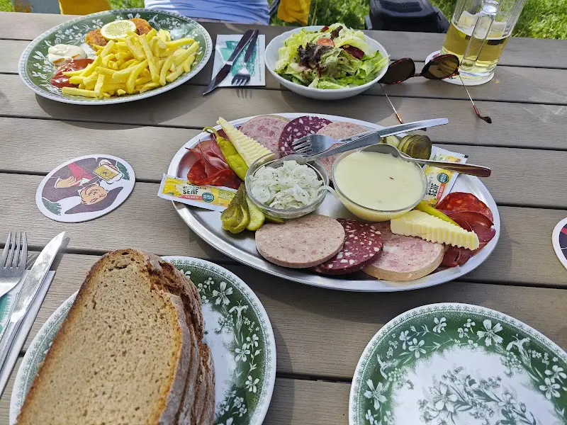 Waldgaststätte Alt-Lechtern_Fürth_slider_image_3