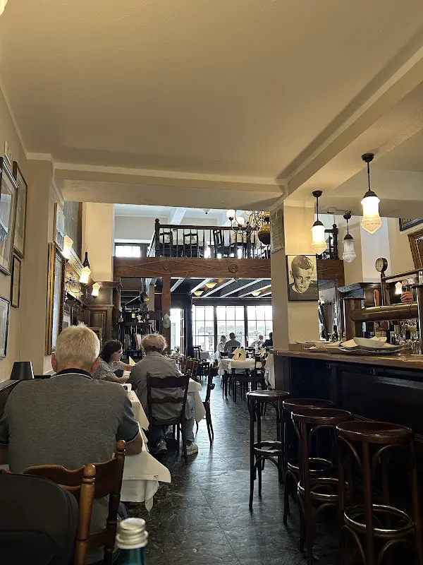 Conny Rogalla_Schwarzer Adler_Lahn_review