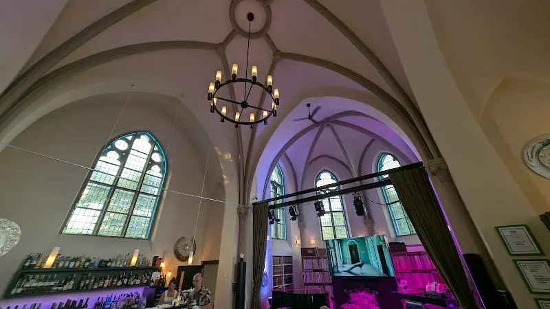 PASTORALE Kultursalon & Sommergarten Limburg_Lahn_slider_image_3