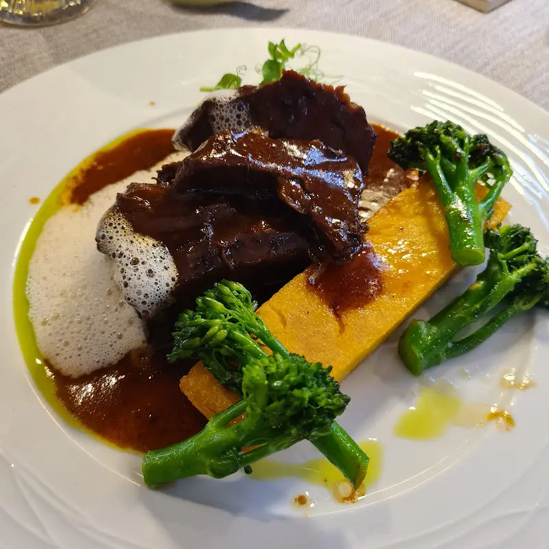 Twins Restaurant_Lahn_slider_image_3