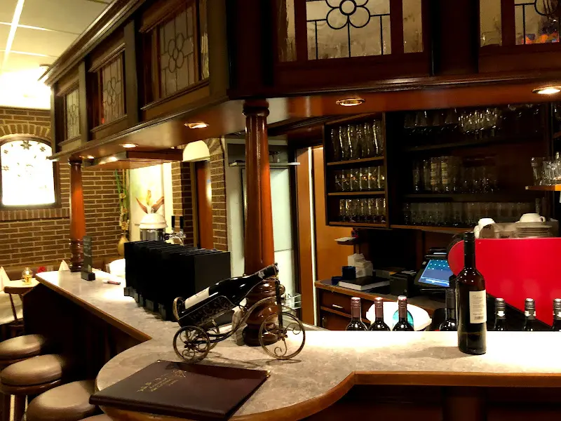 Restaurant Zur Goldenen Traube restaurant in Maintal