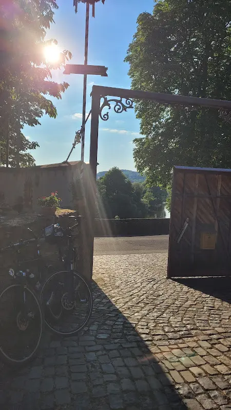 Gößmann Juliana_Biergarten Hof Saltrissa_Löhnberg_recensione