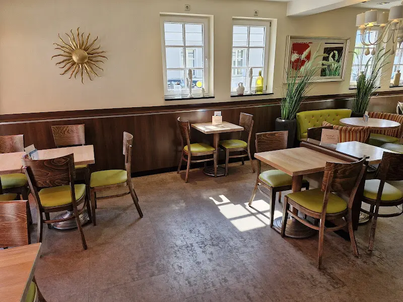 Bäckerei Dreißig restaurant in Müllrose