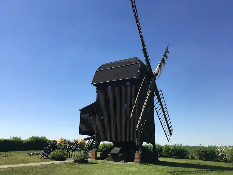 Marek Hlávka_Wirtshaus 