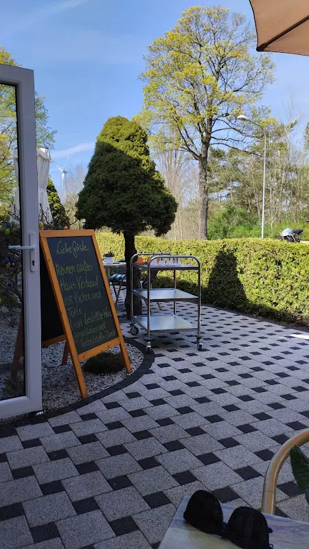 Zur Insel ristorante a Niedergörsdorf