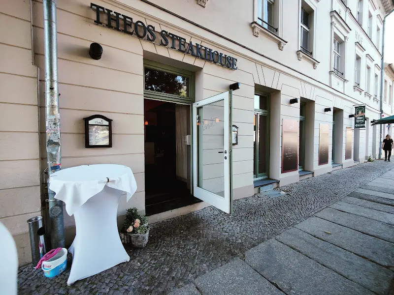 Theos Steakhouse_Neuruppin_slider_image_1
