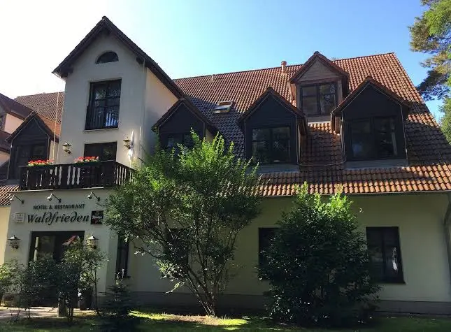 Hotel & Restaurant Waldfrieden_Neuruppin_slider_image_1