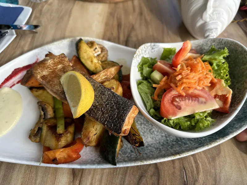 Papu Kaja_Hafenrestaurant LuBea_Oranienburg_recensione