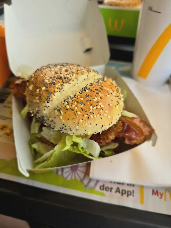 McDonald's_Oranienburg_slider_image_3