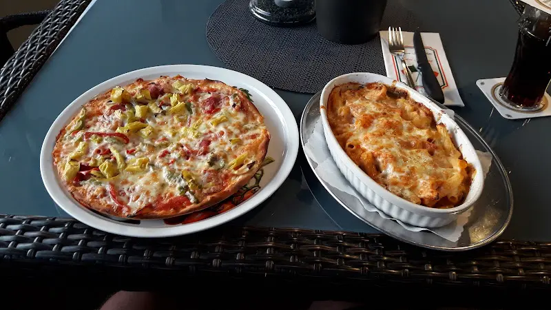 Pizzeria Mondego_Petershagen_slider_image_2