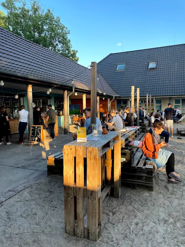 LIDO Rangsdorf (Bar | BBQ | Erlebnis Gastronomie) ristorante a Rangsdorf