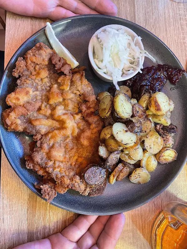 Karsten Hohlfeld_DEIN LANDHAUS_Rietz_review