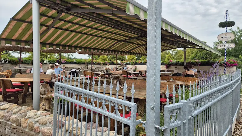 Wein- & Gastwirtschaft Lutki-Hütte_Senftenberg_slider_image_3