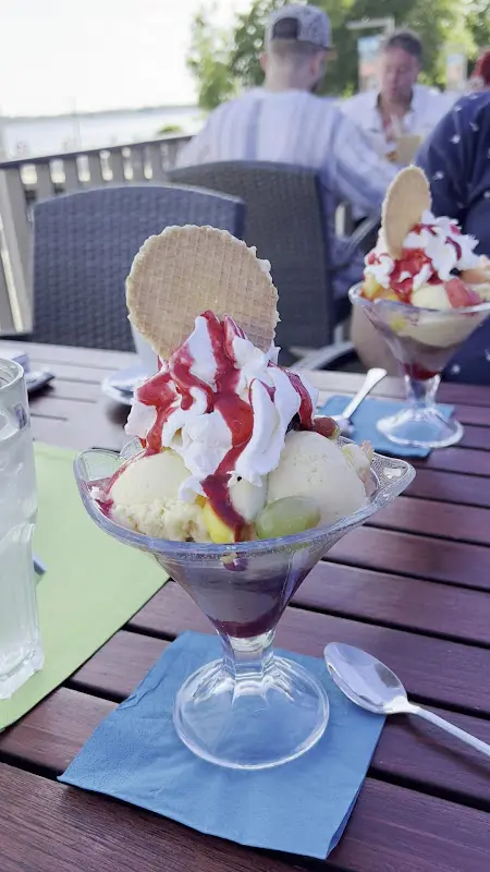 Pier 1 - Restaurant & Eiscafé am Stadthafen Senftenberg_Senftenberg_slider_image_2