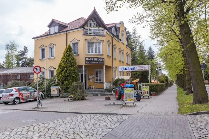 Hotel Belger restaurant in Schönefeld