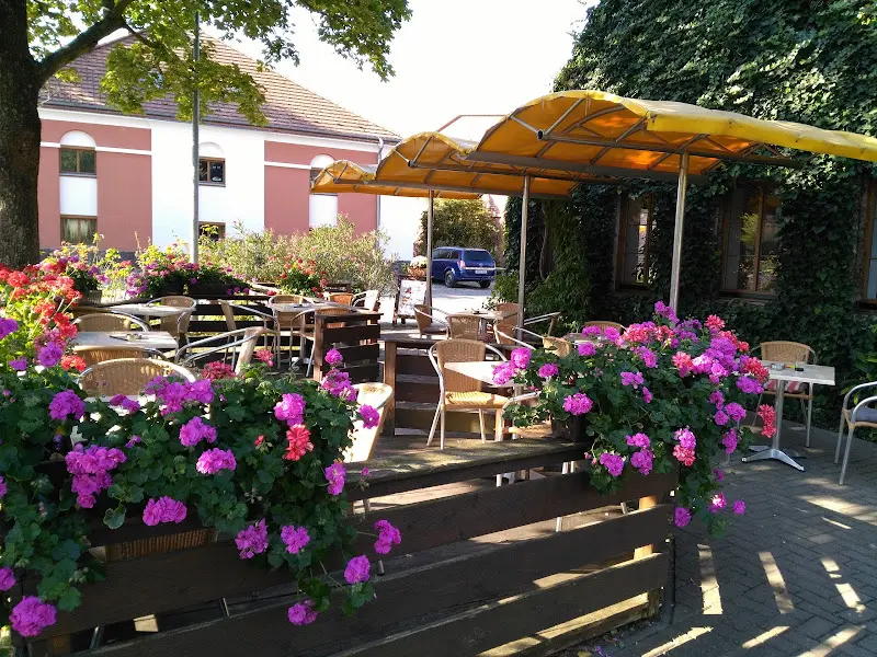 Anitas Eisstube_Schwedt/Oder_slider_image_3