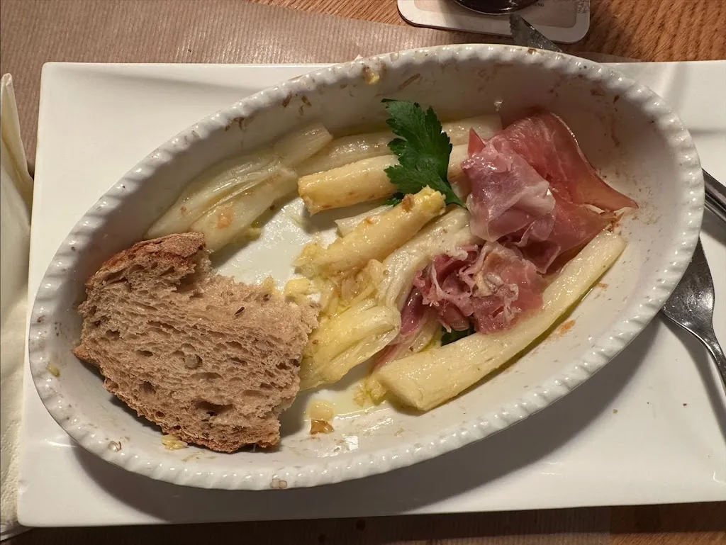 Hunter Armstrong Brankamp_Gasthaus KRANZ - zum Bierhuus_Inzlingen_recensione