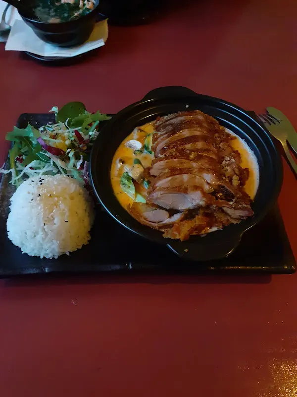 Kenneth jensen_Mama Dung_Teltow_Bewertung