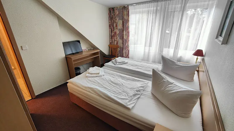 Hotel Pension Gasthof zur Alten Weide_Velten_slider_image_2