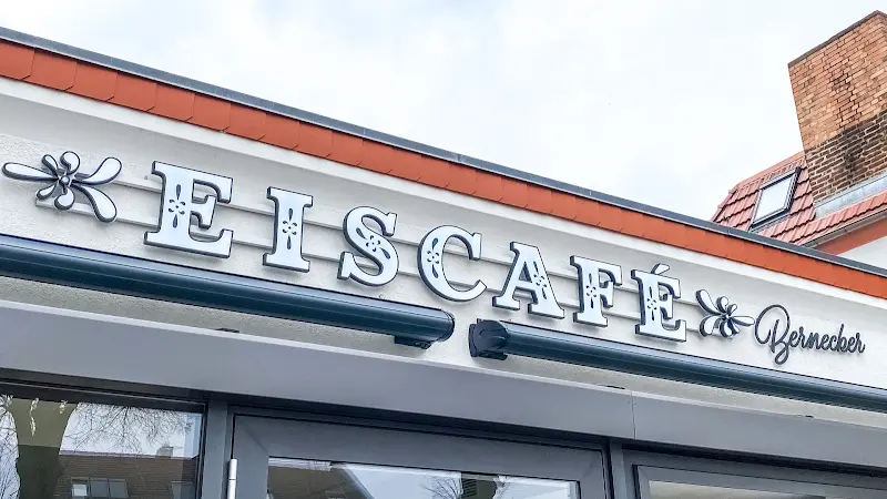 Eiscafé Bernecker_Velten_slider_image_3