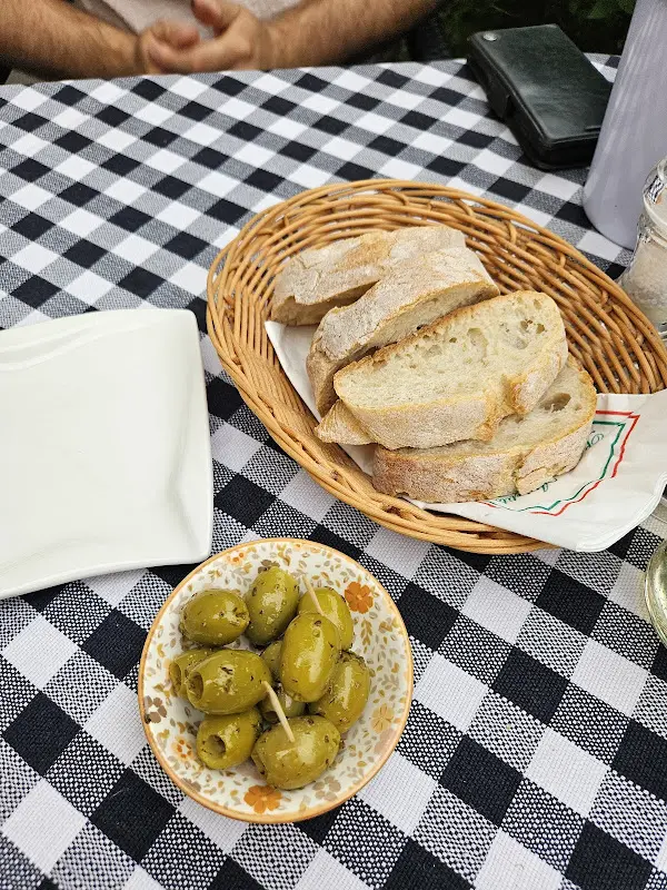 Lady Di_El Bastino_(Havel)_reseña