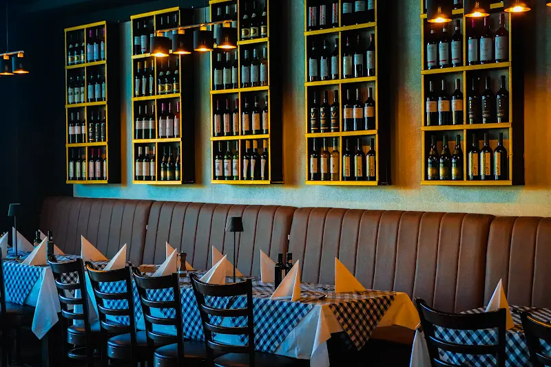 El Bastino_(Havel)_slider_image_3