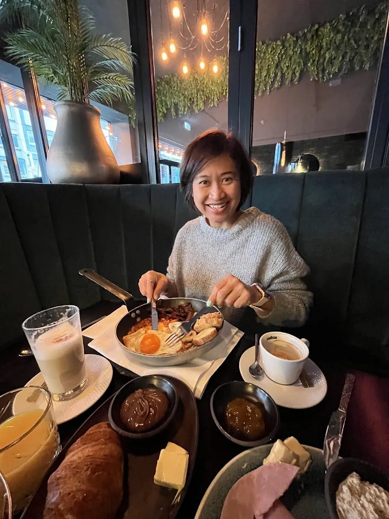 Yani Darrell Holzrichter_IVY Restaurant · Bar - Karlsruhe_Karlsruhe_recensione