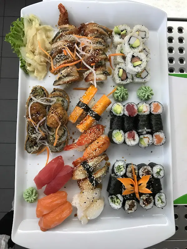 Akiko-Sushi/Basdorf_Wandlitz_slider_image_2