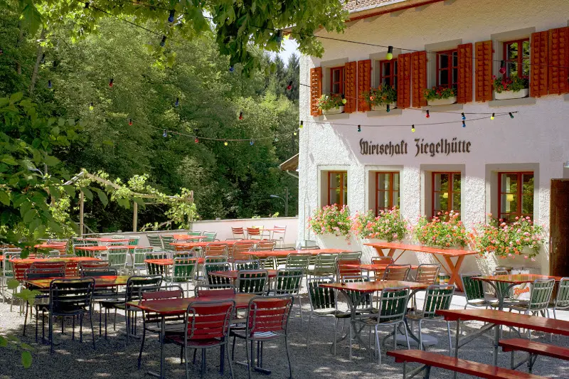 Wirtschaft Ziegelhütte restaurant in Zürich
