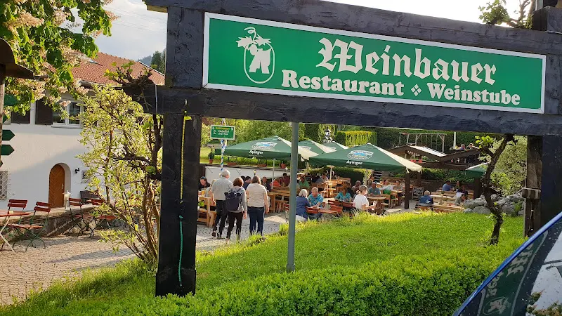 Weinbauer Schoppenstube restaurant in Wiessee