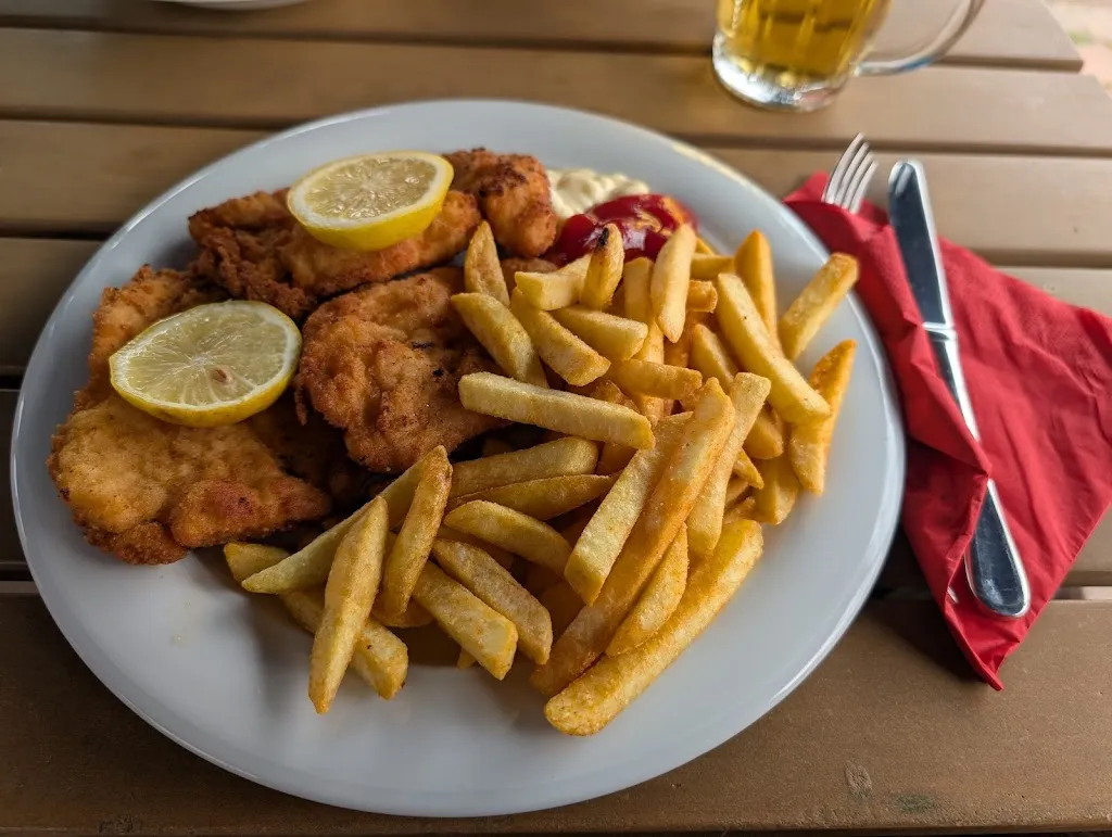 ManolyaC._Gaststätte Waldheim - Corina Acojocaritei_Murr_review