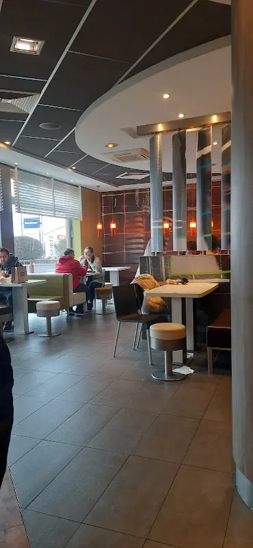 Raj Narola_McDonald's Restaurant_Wustermark_review
