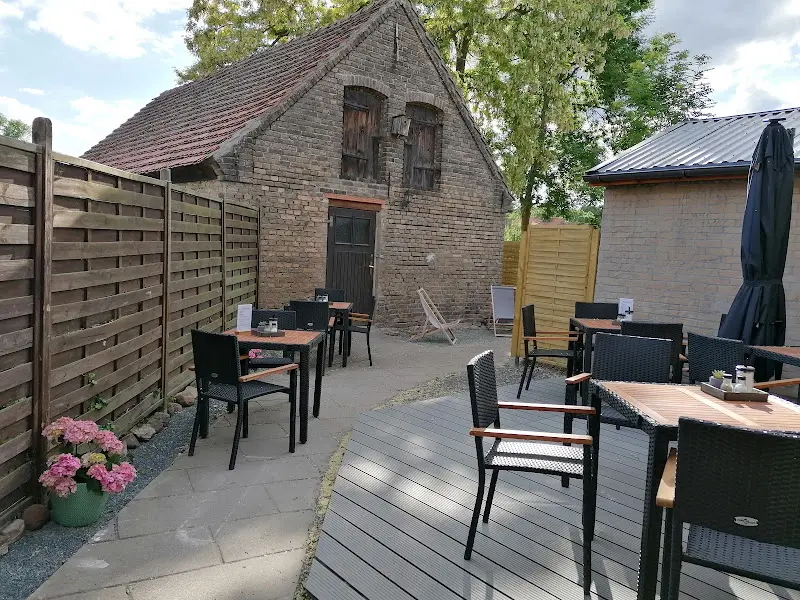 Steli's_Potsdam_slider_image_1