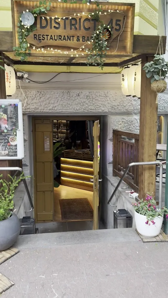 Menu_District45 Restaurant_Hamburg_image_3