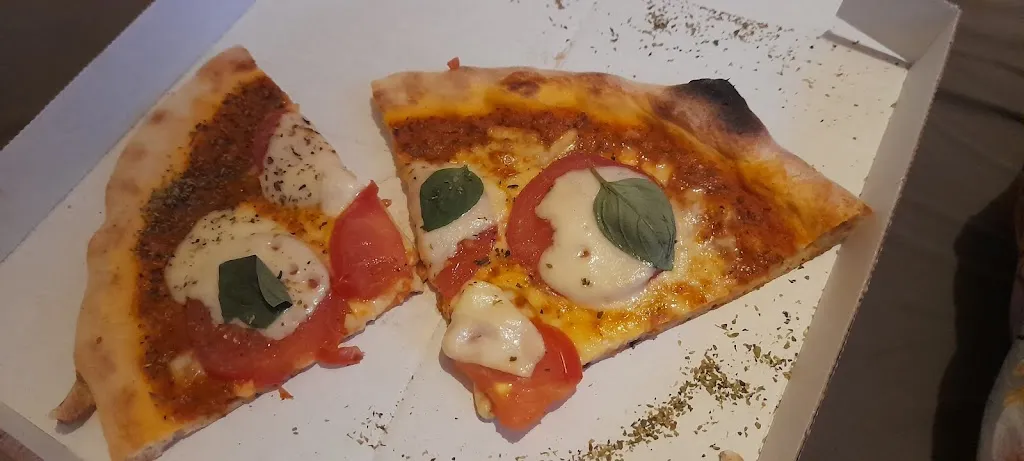 Menu_bella luna Ristorante Italiano_Hamburg_immagine_4