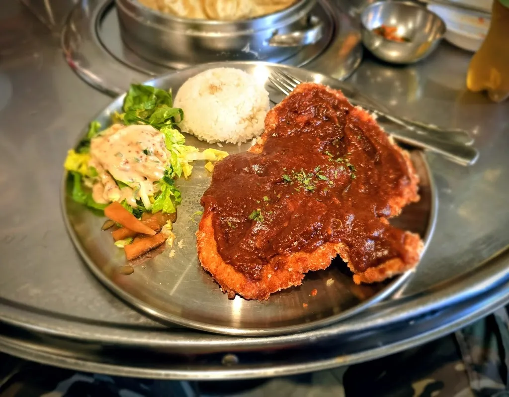 Ruben Vargas_SEOUL 1988 Innenstadt_Hamburg_review