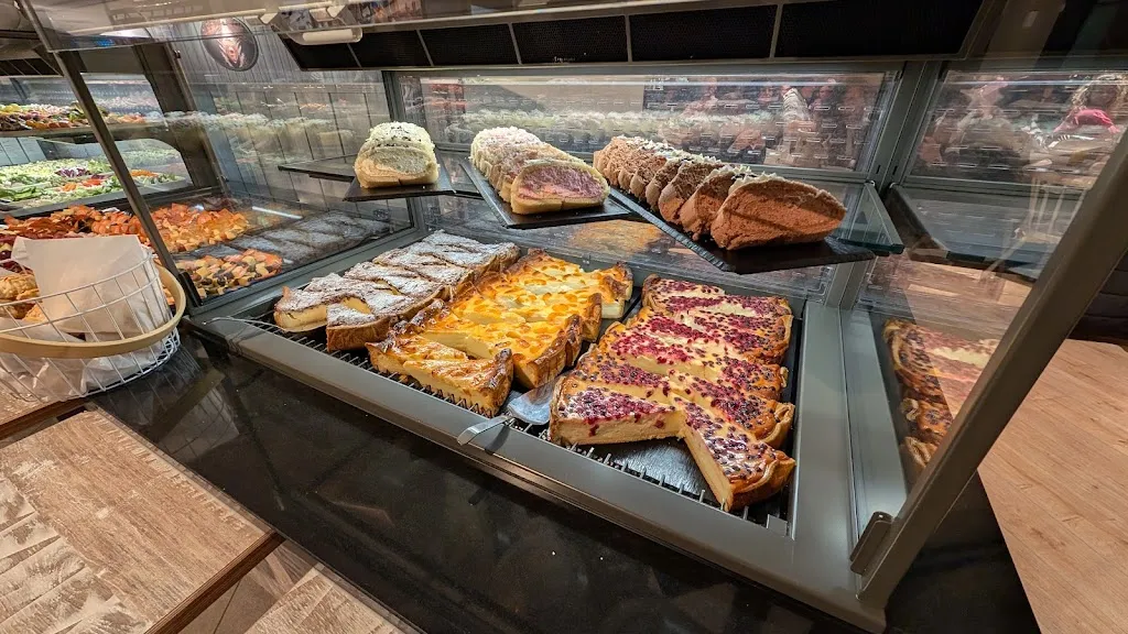 GLOBUS Restaurant Hamburg-Lurup_Hamburg_slider_image_3