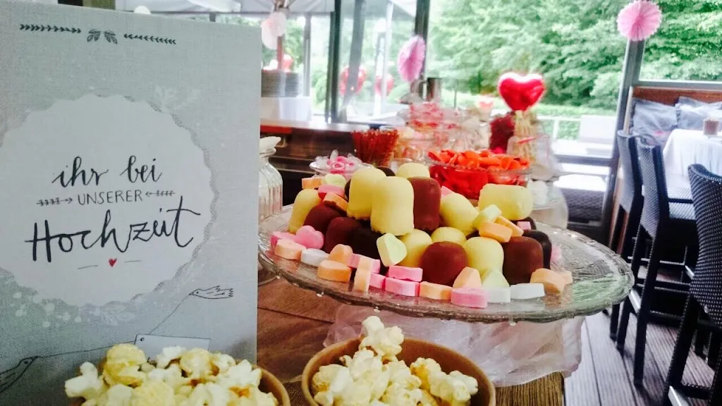 Bar & Restaurant THE LOCKS_Hamburg_slider_image_3