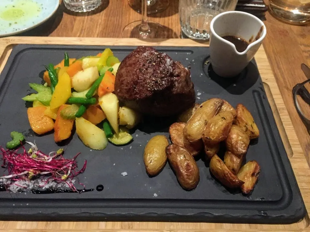 Menu_Neumann's Bistro & Weinbar_Hamburg_image_8