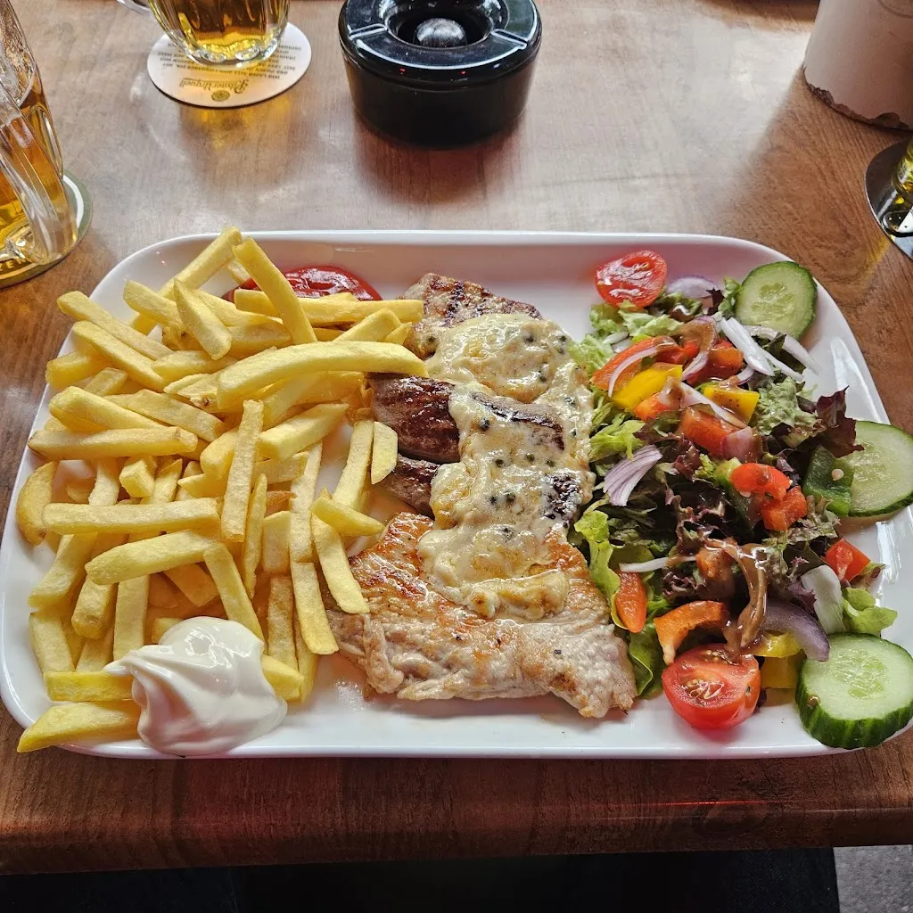 Dhamitri Dhamiri_Traumzeit_Hamburg_review