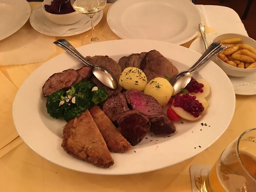 Menu_Restaurant HirschGarten_Höhe_image_9