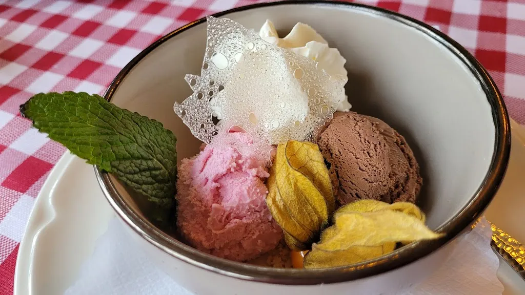 Restaurant HirschGarten_Höhe_slider_image_2