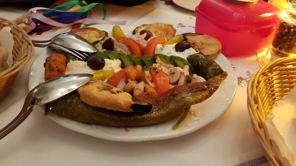 Taverne Kavala_Höhe_slider_image_2